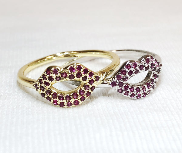Pave Ruby Lips Ring